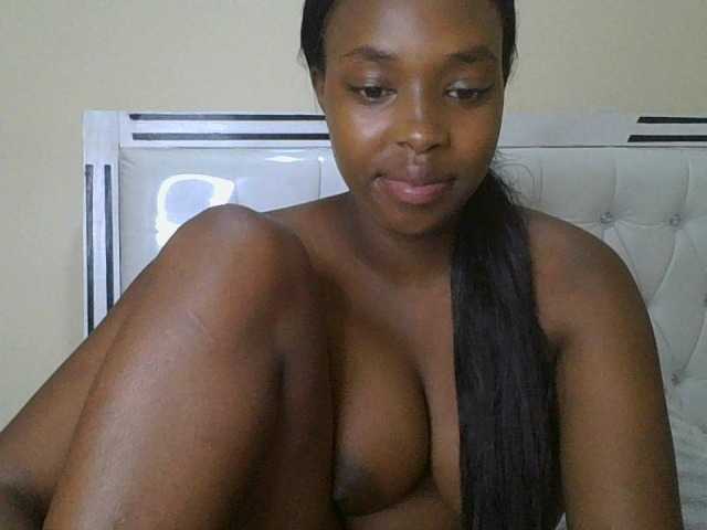 sexylittleprincess1 live webcam show