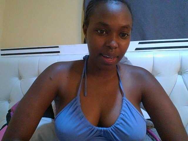 princess-zarih live cam on BongaCams