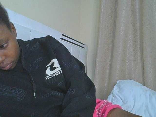 sexylittleprincess1 live webcam show