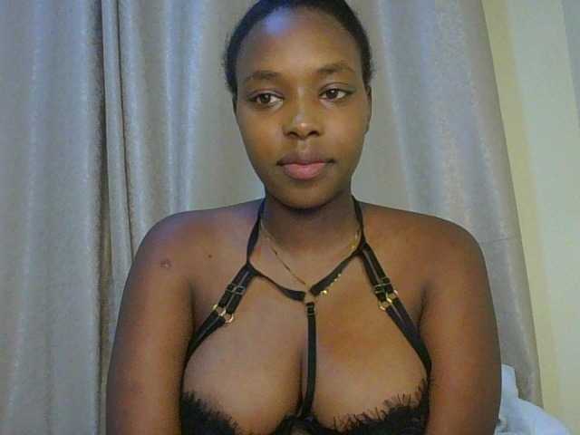 princess-zarih live cam on BongaCams