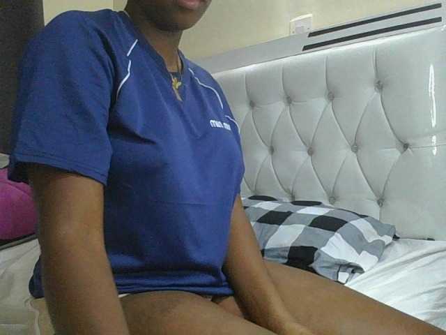 princess-zarih live cam on BongaCams