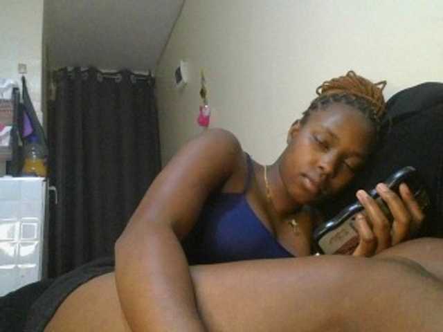 princess-zarih live cam on BongaCams