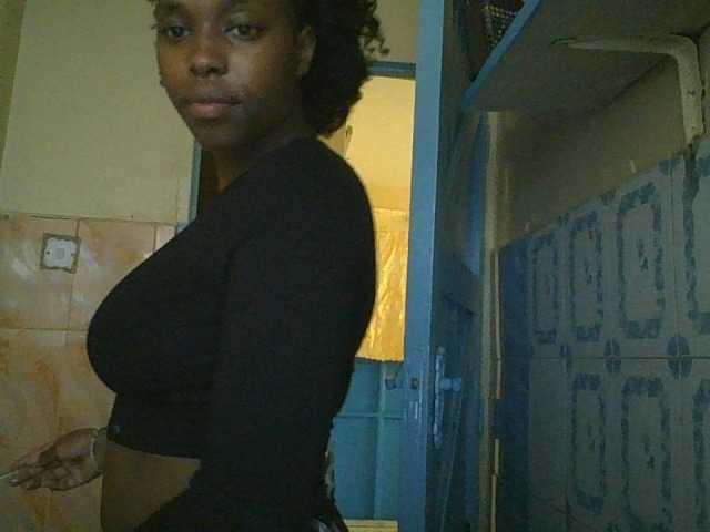 princess-zarih live cam on BongaCams