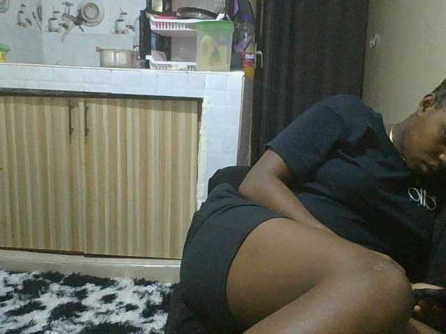 princess-zarih live cam on BongaCams