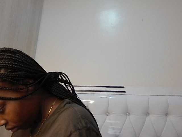 princess-zarih live cam on BongaCams