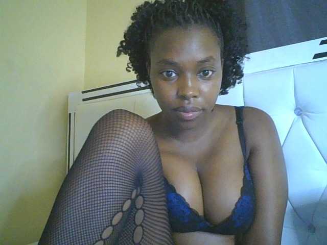 princess-zarih live cam on BongaCams