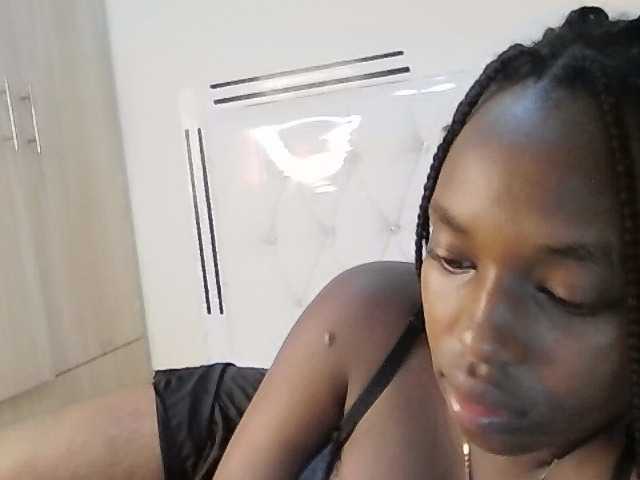 princess-zarih live cam on BongaCams