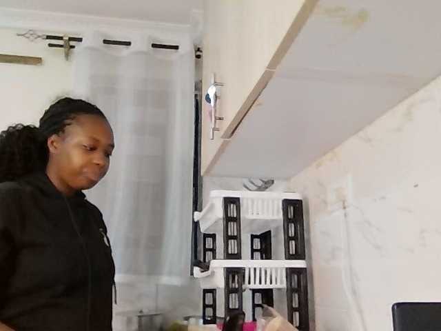 princess-zarih live cam on BongaCams