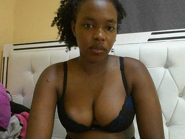 princess-zarih live cam on BongaCams