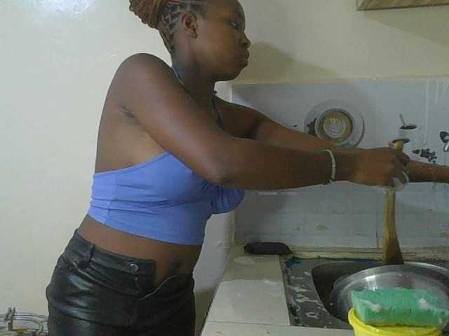 princess-zarih live cam on BongaCams