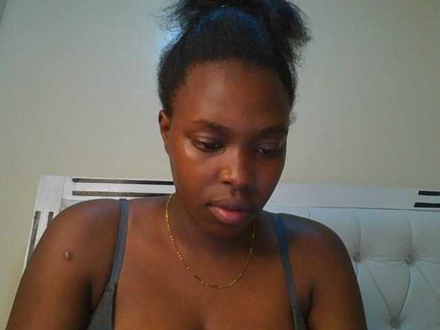 princess-zarih live cam on BongaCams