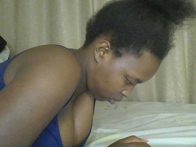 princess-zarih live cam on BongaCams