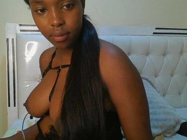 sexylittleprincess1 live webcam show