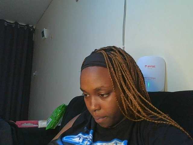princess-zarih live cam on BongaCams