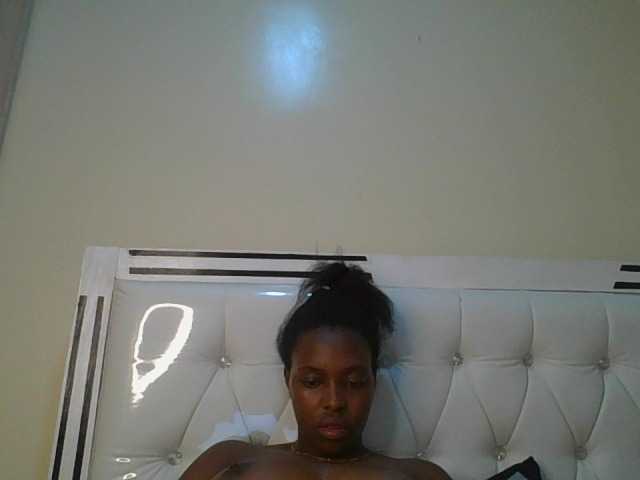 princess-zarih live cam on BongaCams