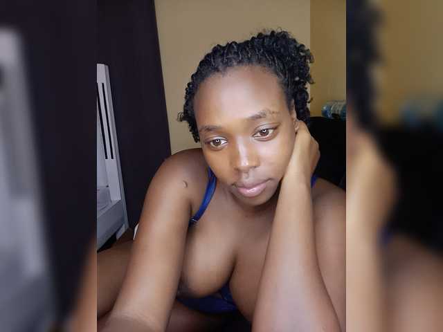 princess-zarih live cam on BongaCams