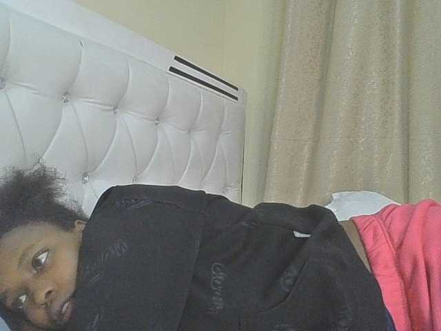 princess-zarih live cam on BongaCams