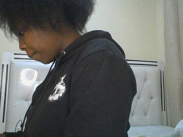 princess-zarih live cam on BongaCams