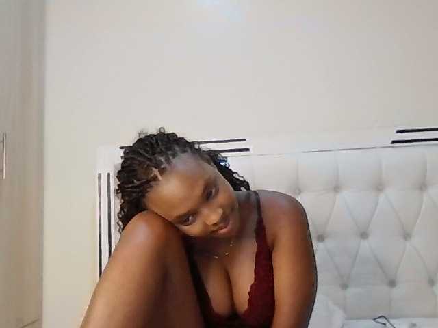 sexylittleprincess1 live cam preview