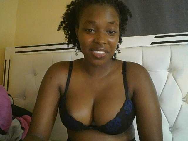 princess-zarih live cam on BongaCams