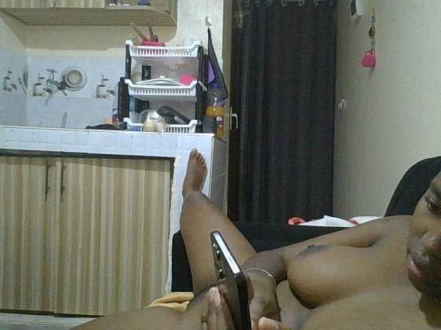 princess-zarih live cam on BongaCams