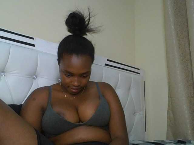 princess-zarih live cam on BongaCams