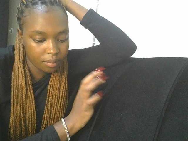 princess-zarih live cam on BongaCams
