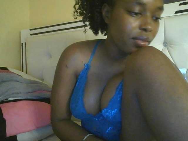 princess-zarih live cam on BongaCams
