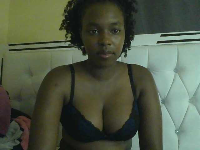 princess-zarih live cam on BongaCams
