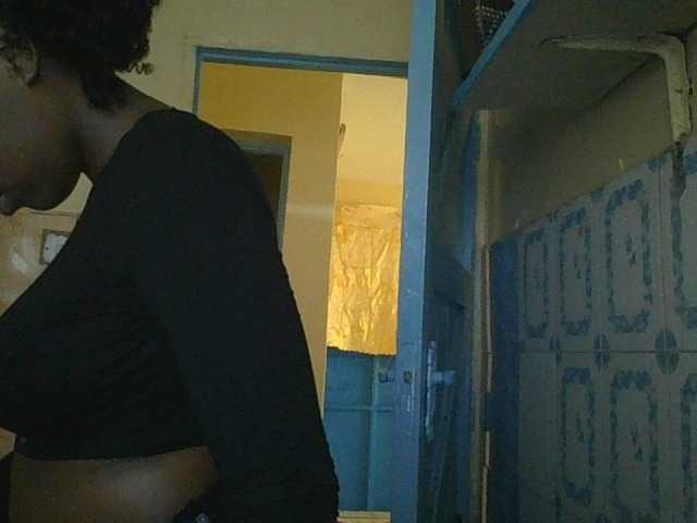 princess-zarih live cam on BongaCams