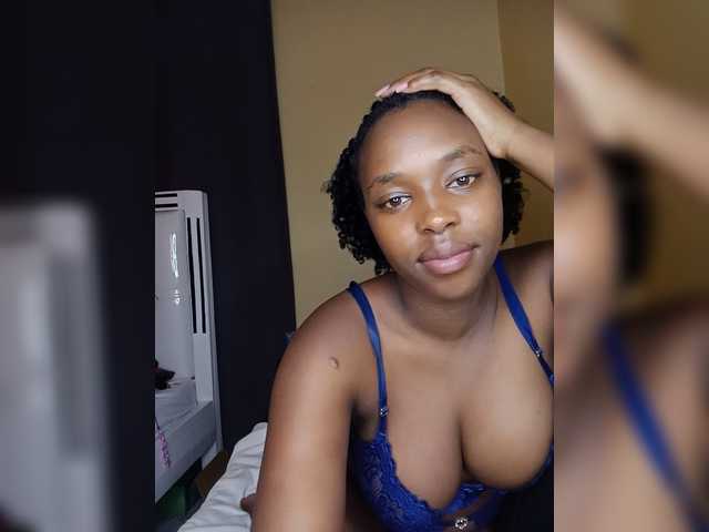 princess-zarih live cam on BongaCams