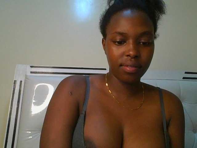 princess-zarih live cam on BongaCams