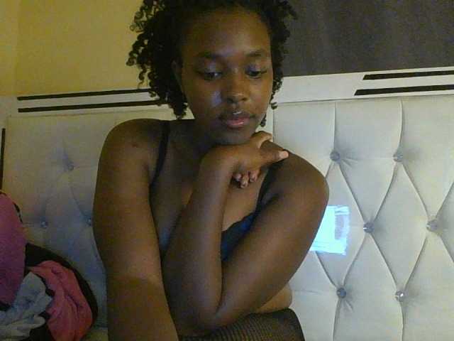 princess-zarih live cam on BongaCams