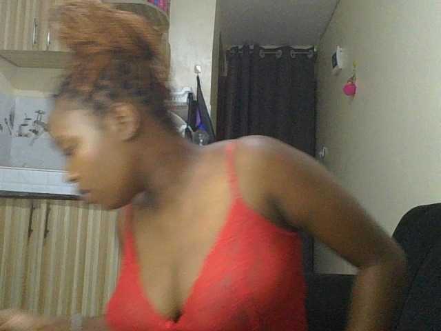 princess-zarih live cam on BongaCams