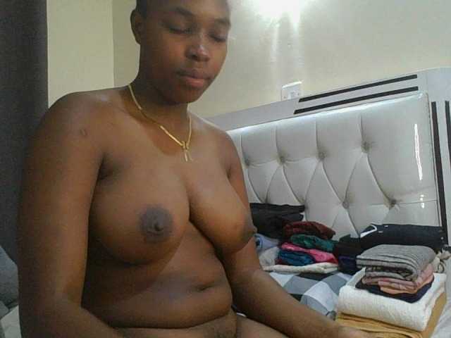 princess-zarih live cam on BongaCams