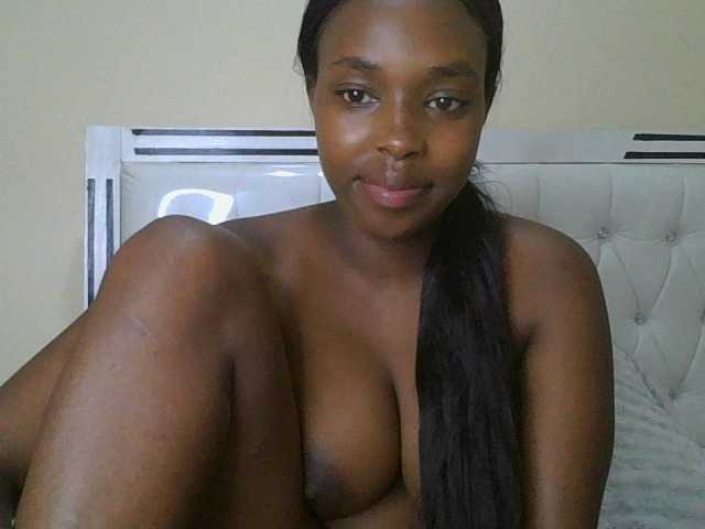 sexylittleprincess1 live webcam show