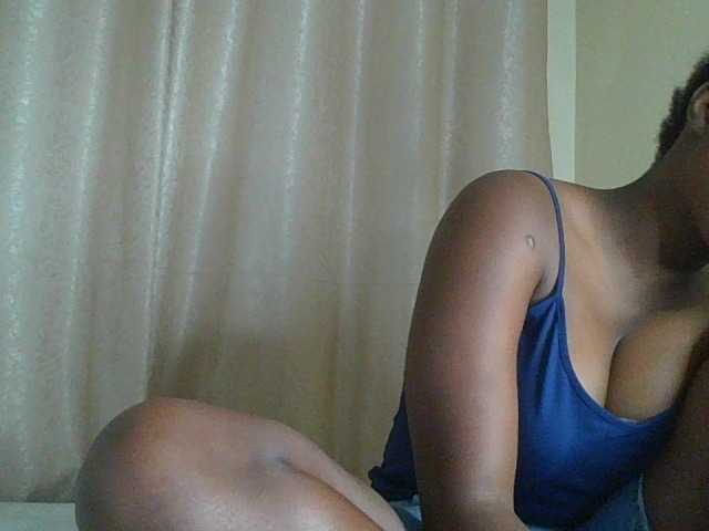 princess-zarih live cam on BongaCams