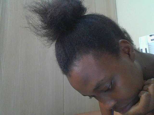 princess-zarih live cam on BongaCams