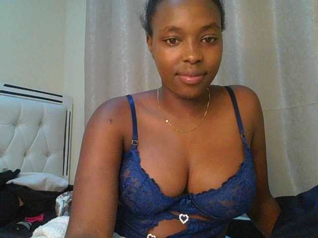 princess-zarih live cam on BongaCams