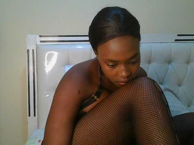 sexylittleprincess1 live webcam show