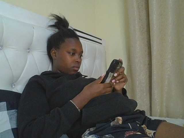 princess-zarih live cam