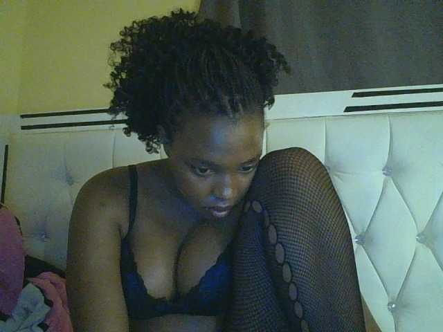 princess-zarih live cam on BongaCams