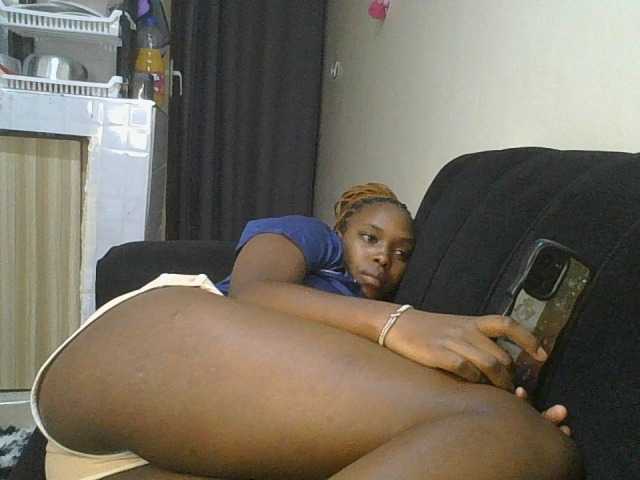 princess-zarih live cam on BongaCams