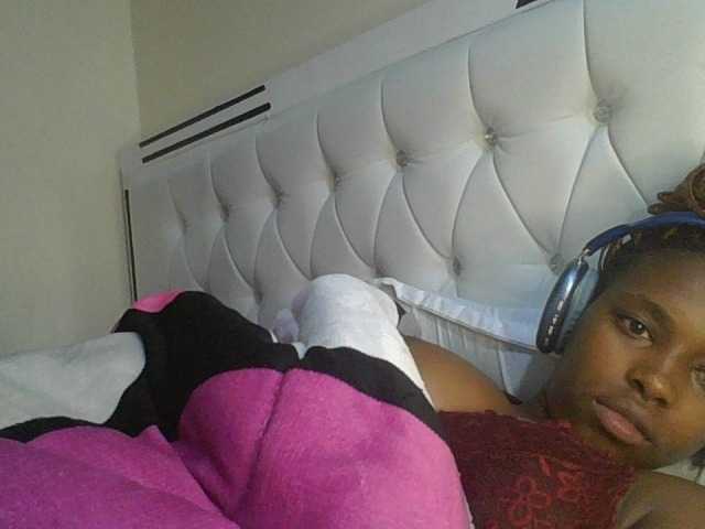 princess-zarih live cam on BongaCams
