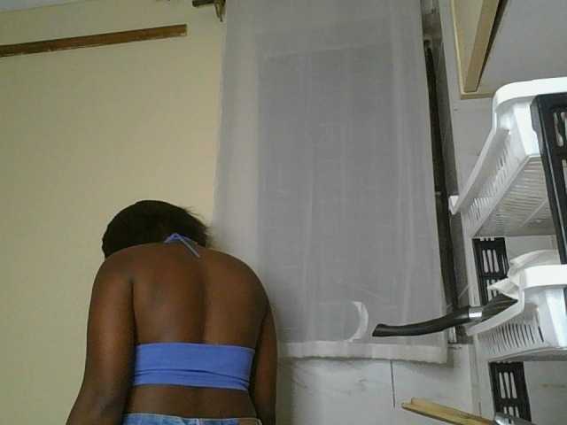 princess-zarih live cam on BongaCams