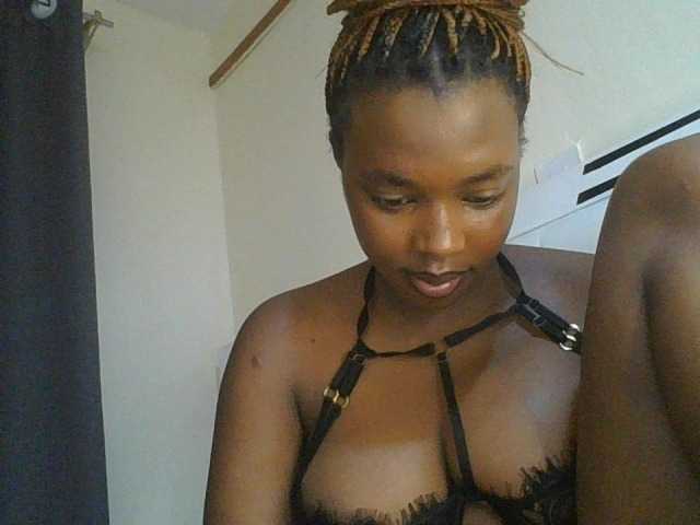 princess-zarih live sex show
