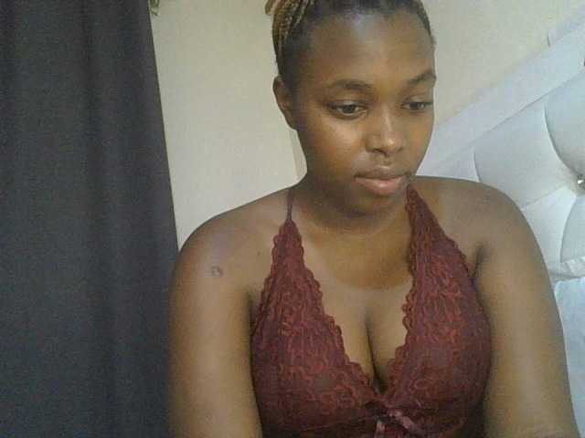 princess-zarih live cam on BongaCams