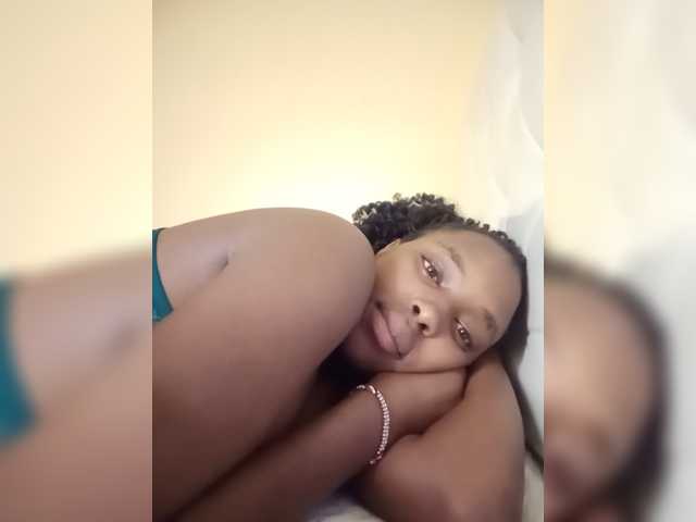 princess-zarih live cam on BongaCams