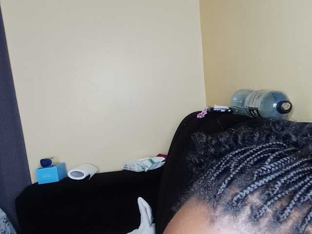 princess-zarih live cam on BongaCams
