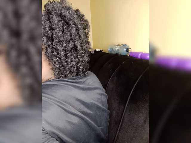 princess-zarih live cam on BongaCams